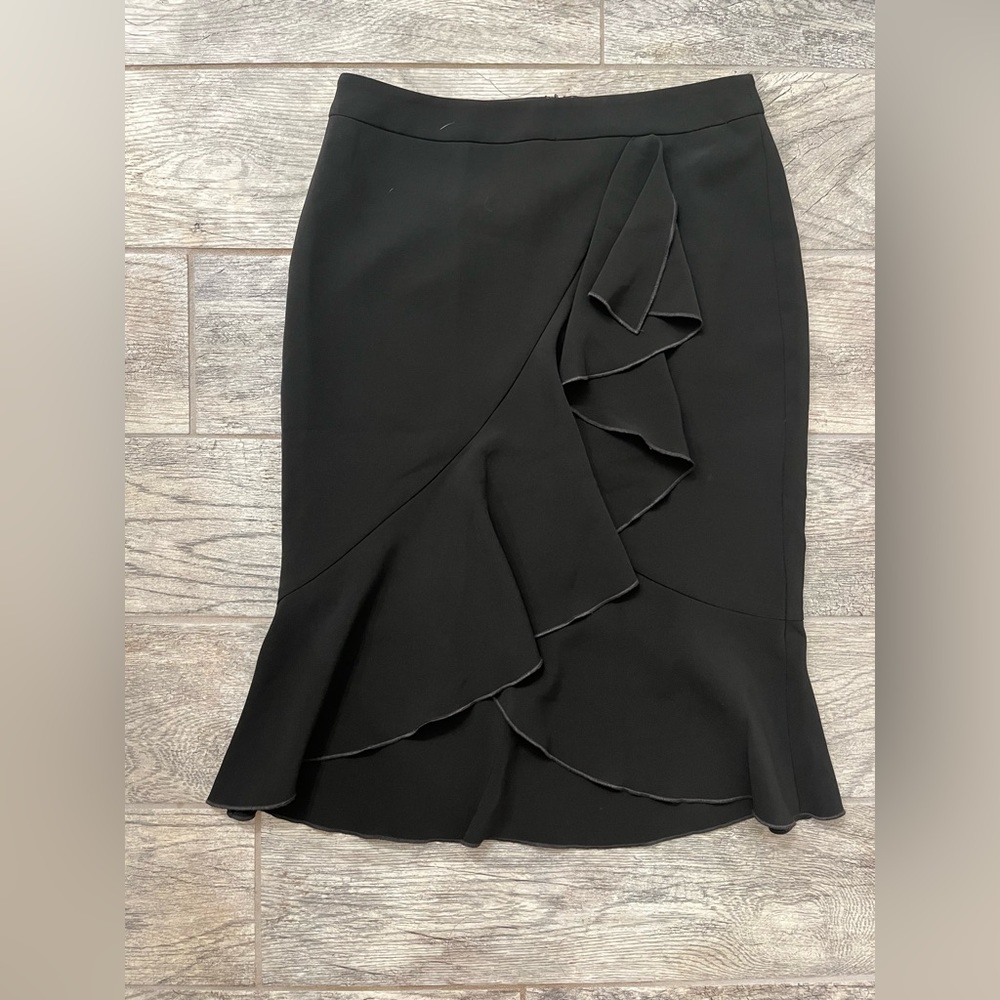 Ann Taylor mermaid skirt with ruffles